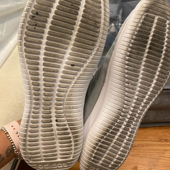 Adidas women shoes - Picture 4 of 4